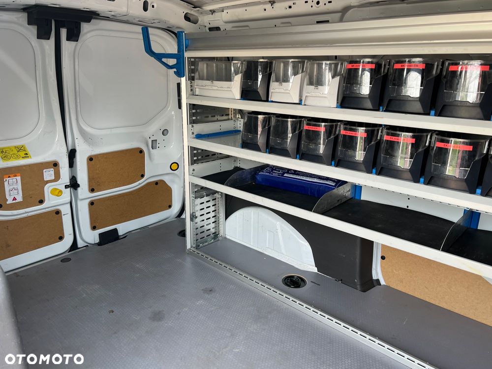 Ford Transit Connect - 31
