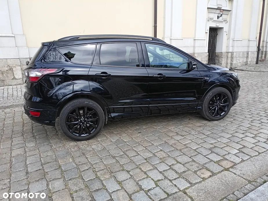 Ford Kuga 1.5 EcoBoost 2x4 ST-Line - 38