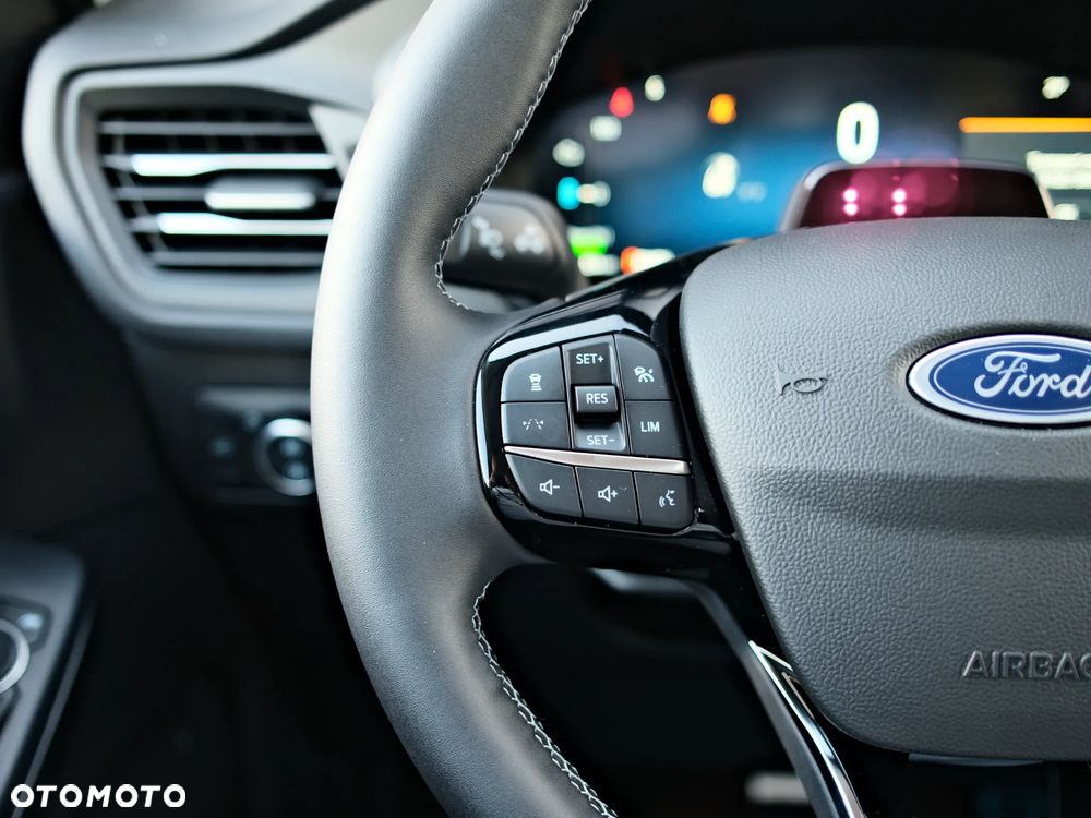 Ford Kuga - 20