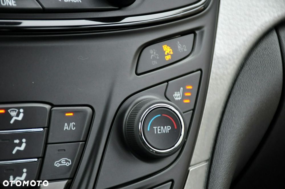 Opel Insignia - 34