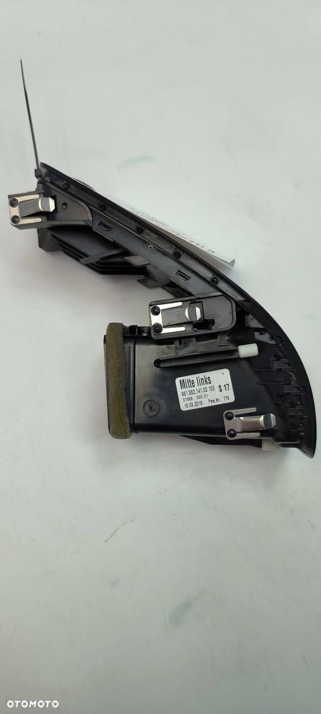 Porsche Cayman 981 2016 98155214102 Prawa boczna kratka nawiewu deski rozdzielczej - 4