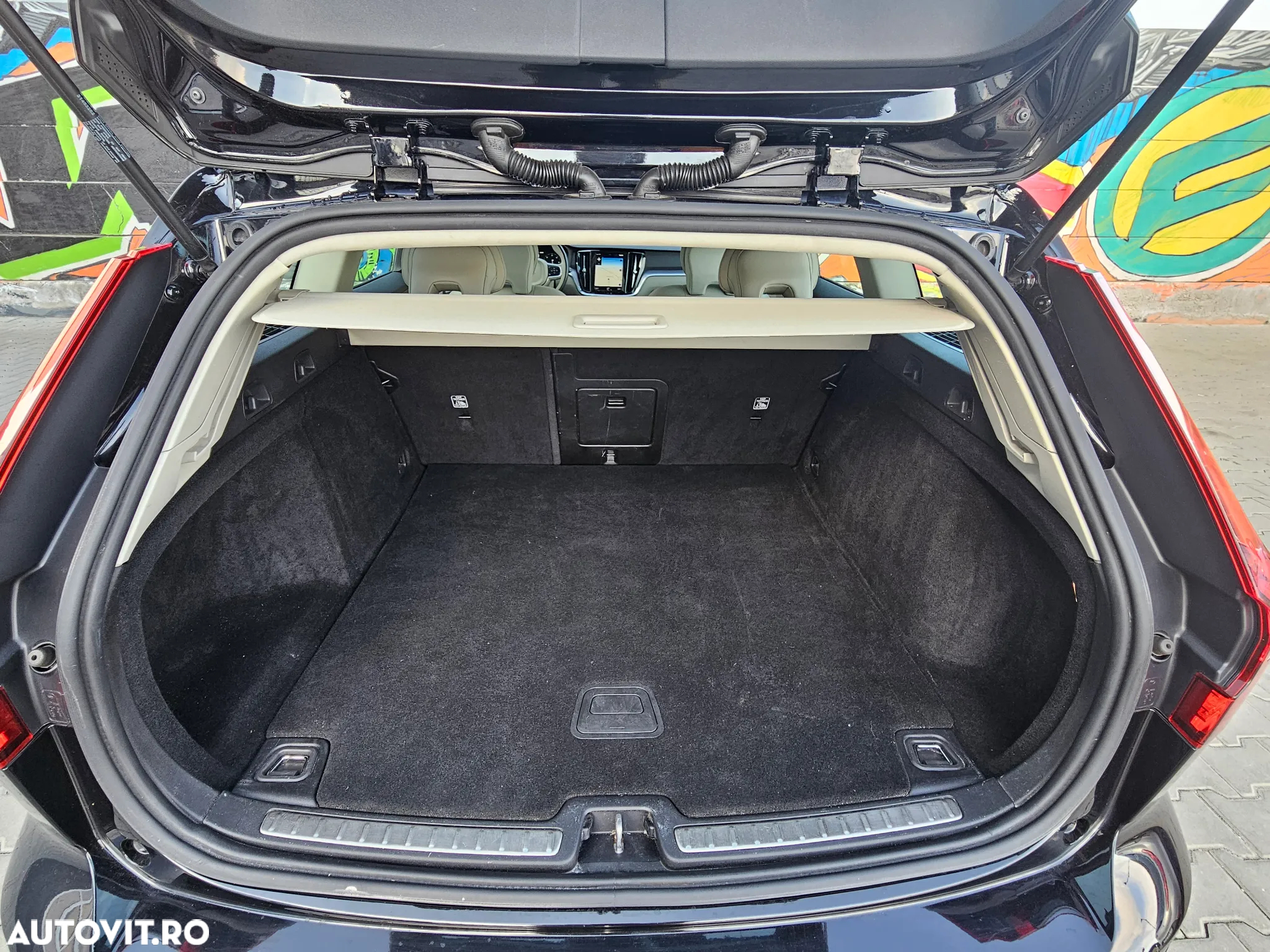 Volvo V60 D3 DRIVe Momentum - 14