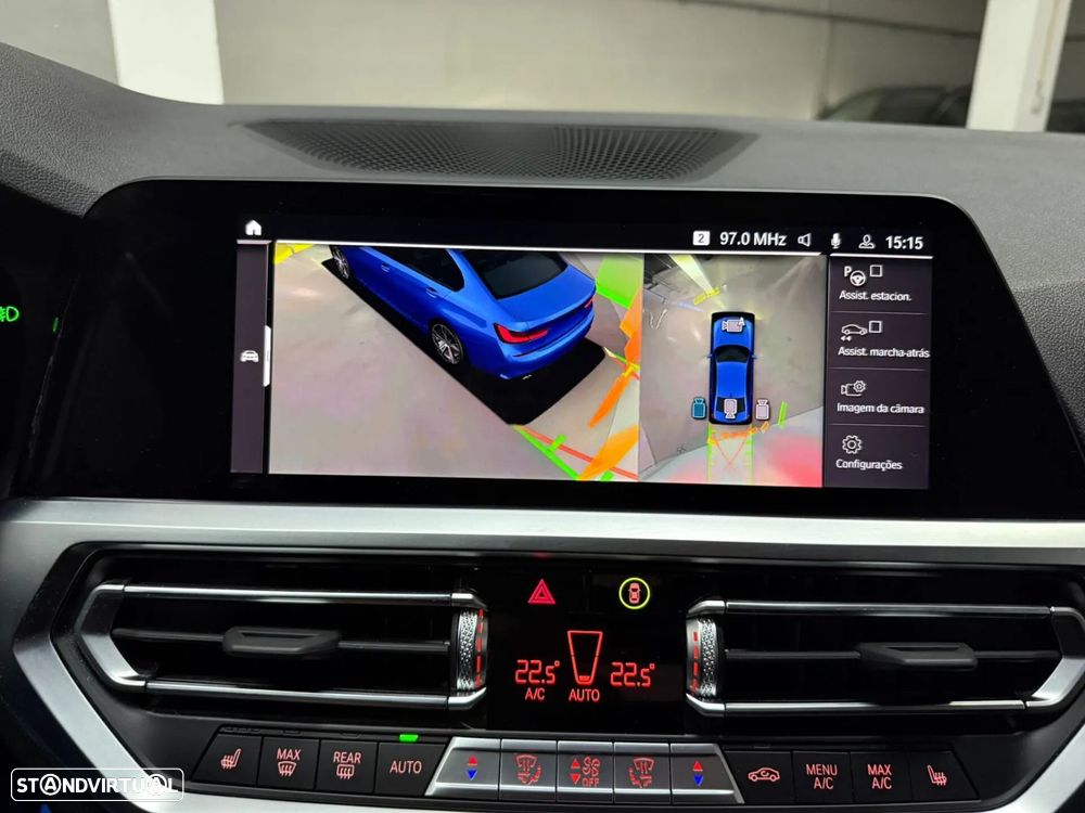 BMW 330 e Touring Pack Desportivo M Auto - 15