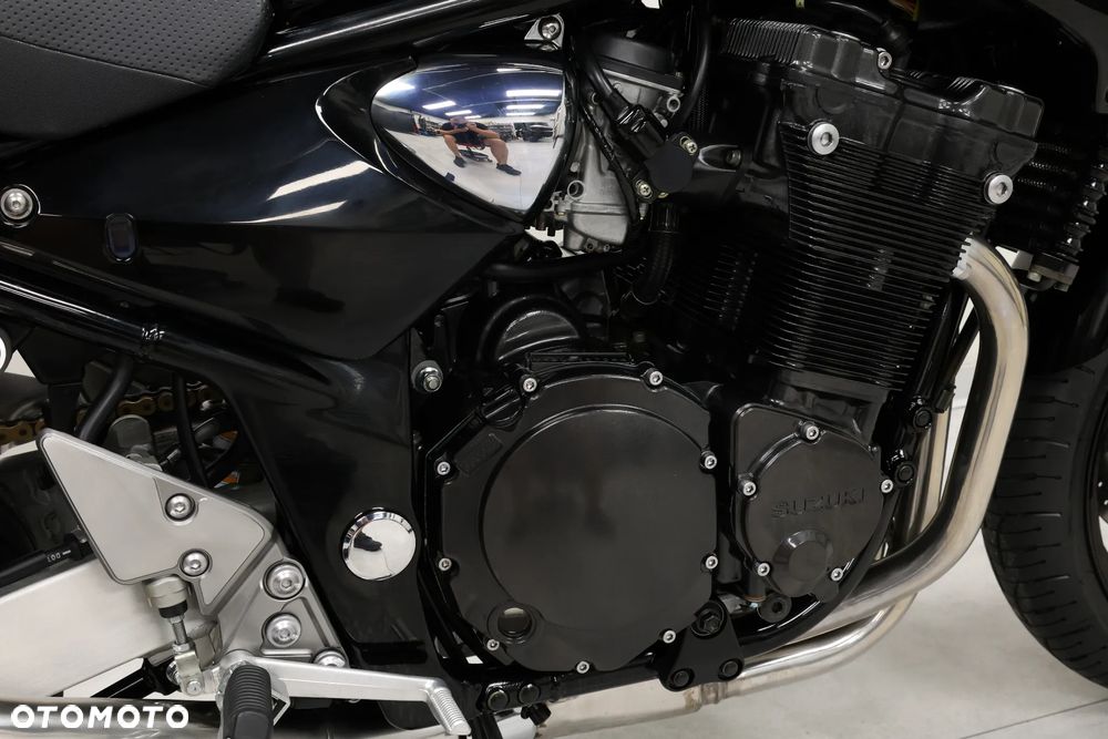 Suzuki Bandit - 27