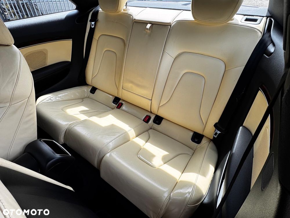 Audi A5 Coupé 3.0 TDI DPF quattro S tronic - 27