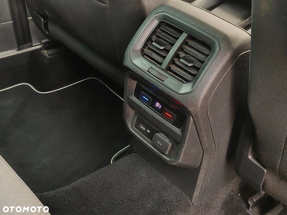 Volkswagen Tiguan - 16