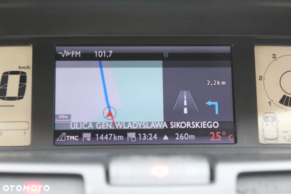 Citroën C4 Picasso 1.6 HDi FAP CoolTech - 30
