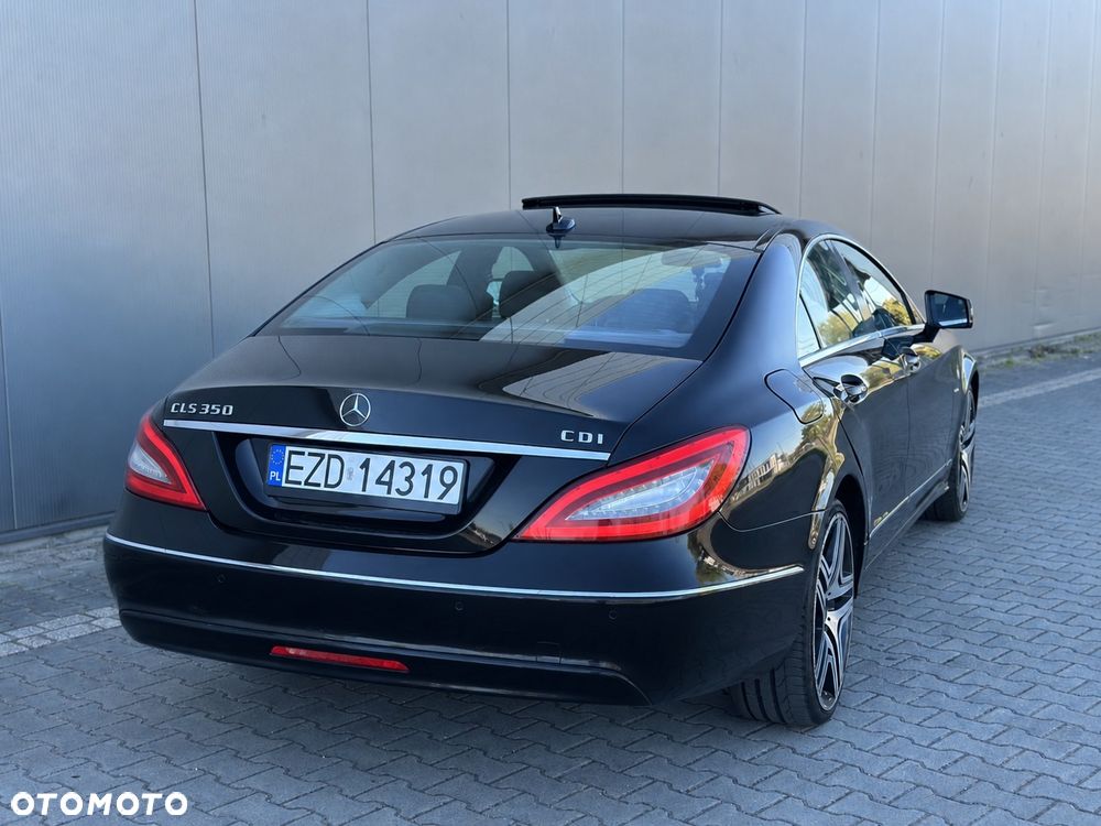 Mercedes-Benz CLS - 6