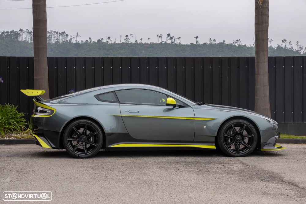Aston Martin Vantage Coupe GT8 - 36