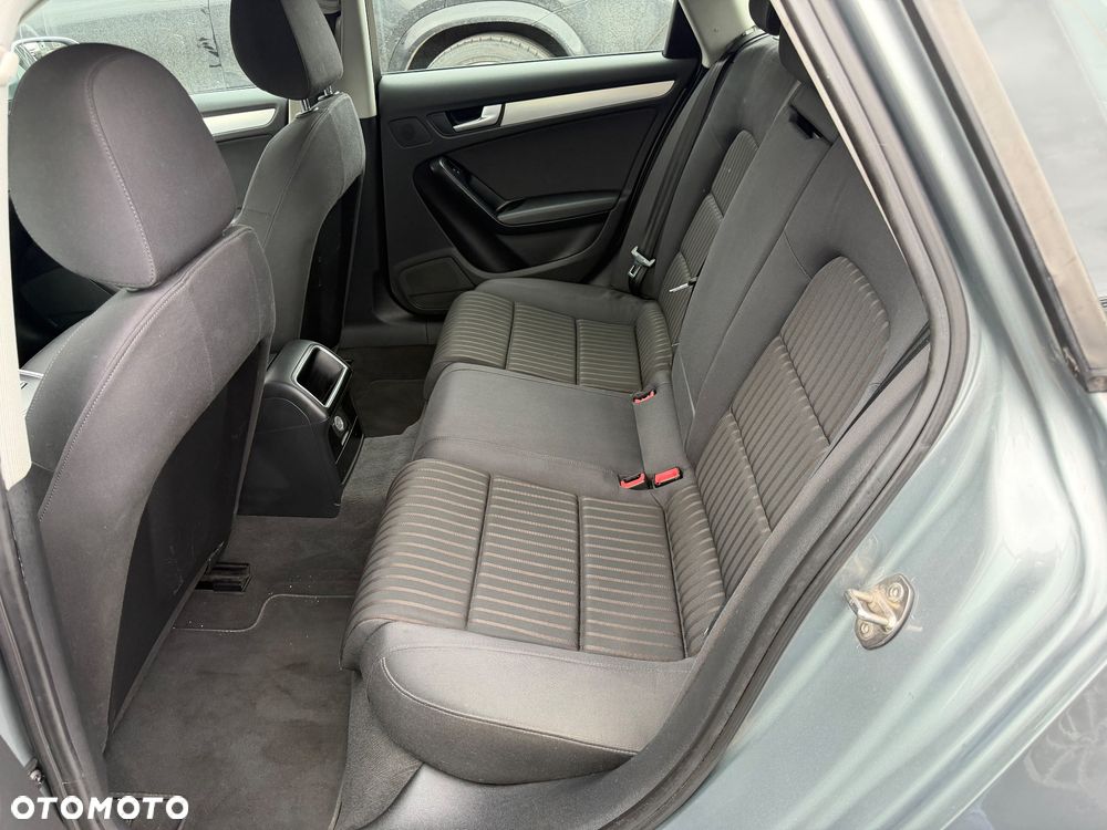 Audi A4 Avant 2.0 TDI DPF S line Sportpaket (plus) - 6