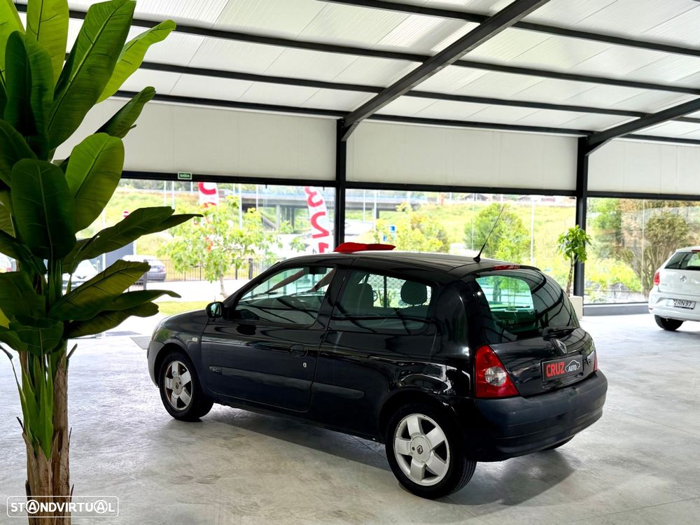 Renault Clio 1.5 dCi S - 6