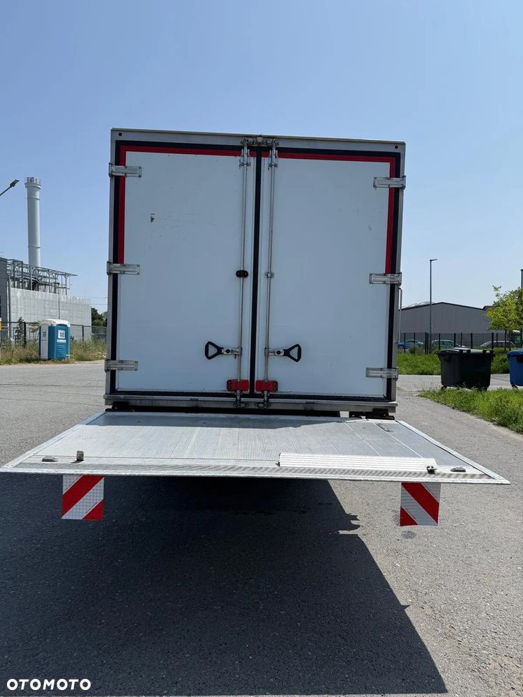 FUSO Canter 9c18 - 13