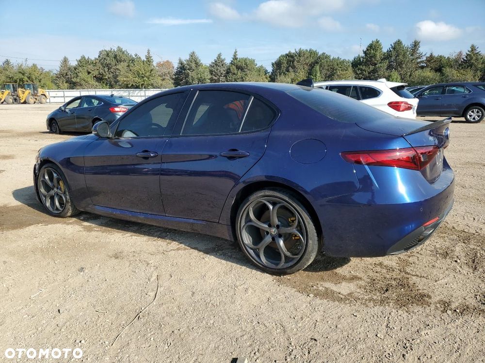Alfa Romeo Giulia - 2