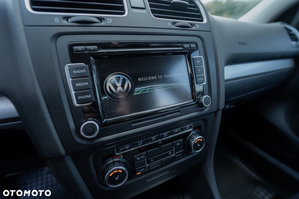 Volkswagen Golf VI 1.4 TSI Comfortline DSG - 38