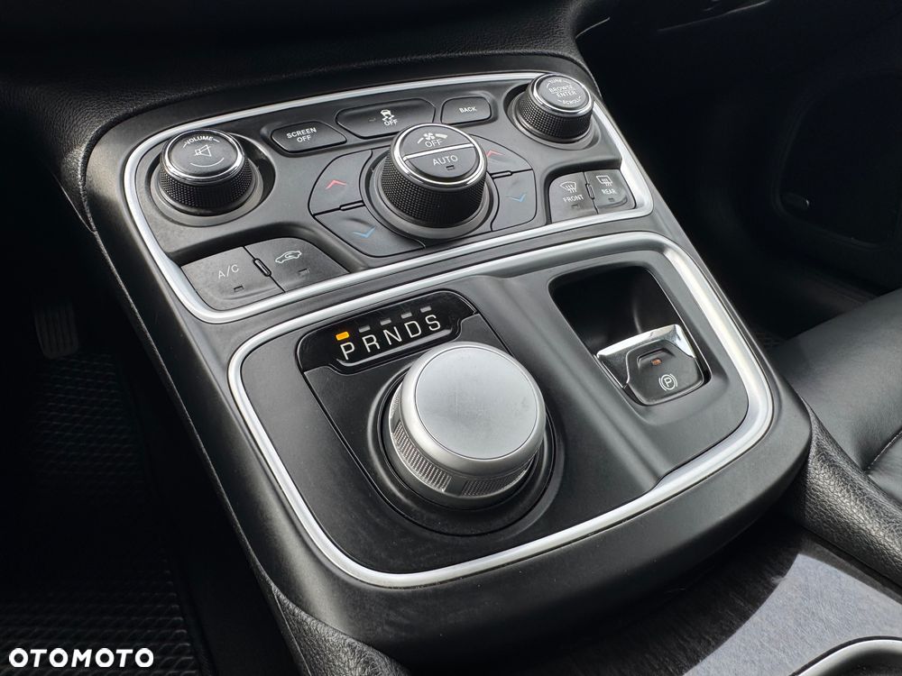 Chrysler 200 - 37