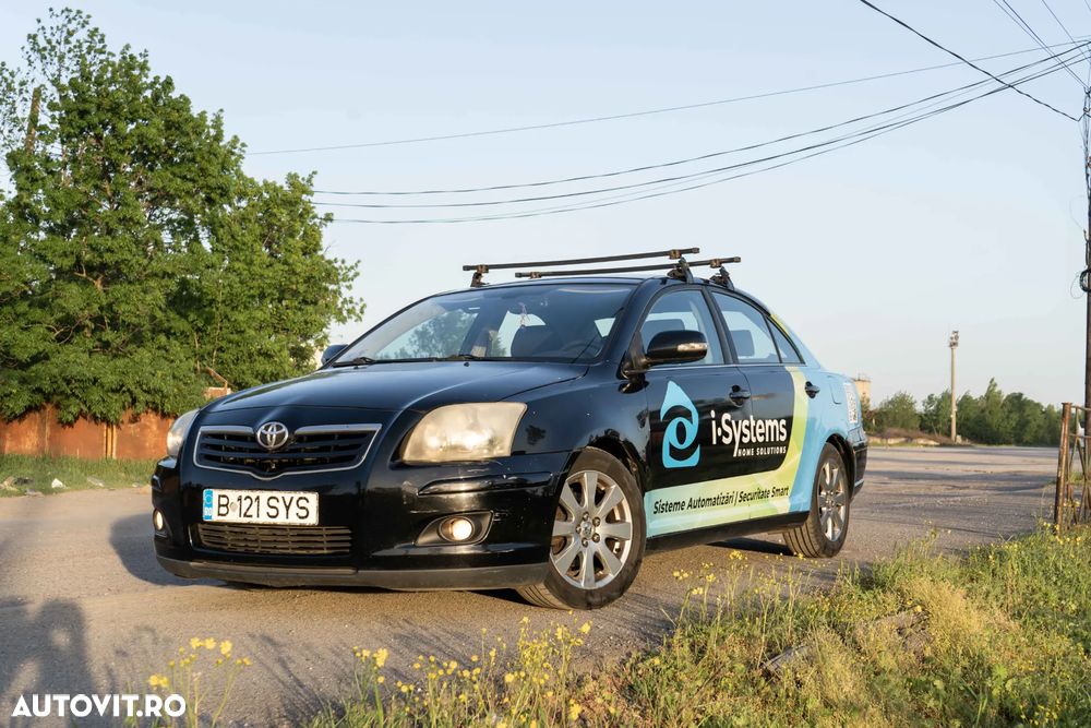 Toyota Avensis 1.6 Comfort - 1