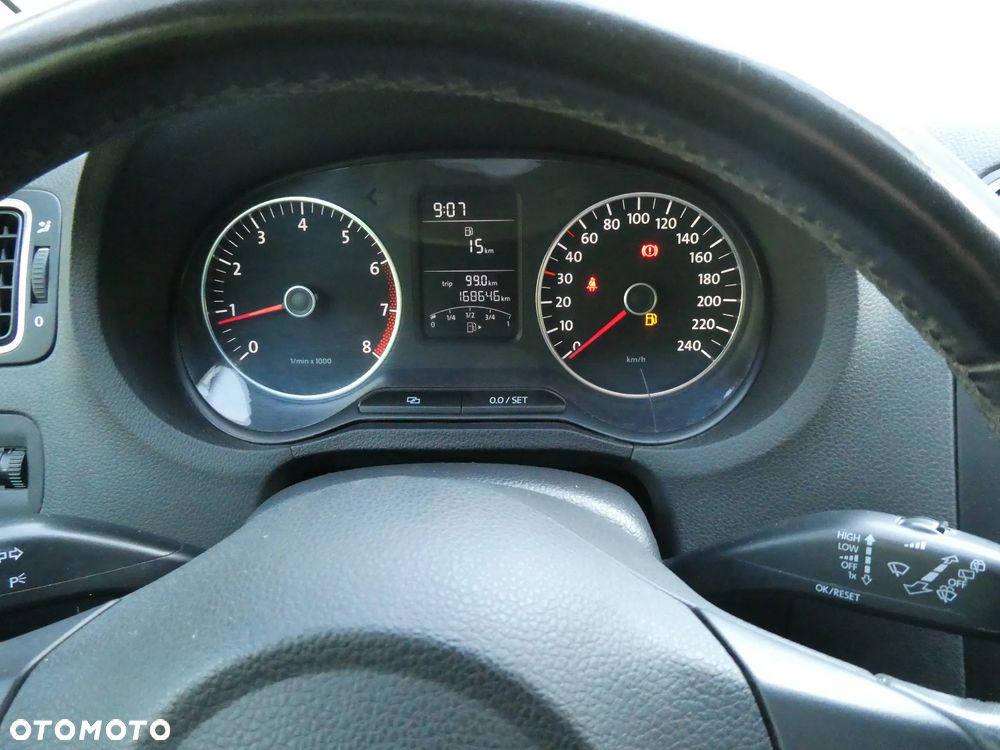 Volkswagen Polo 1.4 Comfortline - 16
