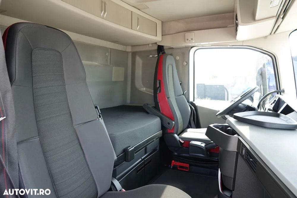 Volvo FH 500 / CABĂ JOSĂ / DUPĂ CONTRACTUL DE SERVICE GOLDEN / PNEURI 100% - 35
