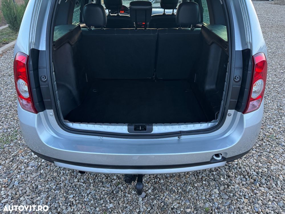 Dacia Duster dCi 110 FAP 4x2 Prestige - 9