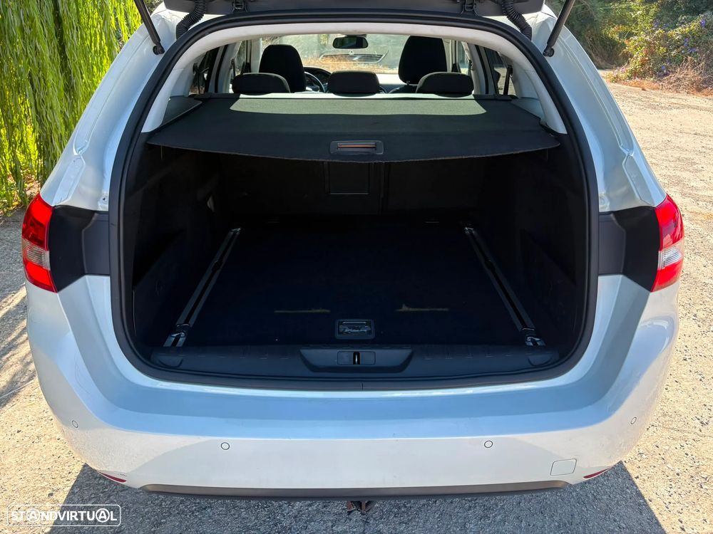 Peugeot 308 SW 1.6 BlueHDi Allure - 37