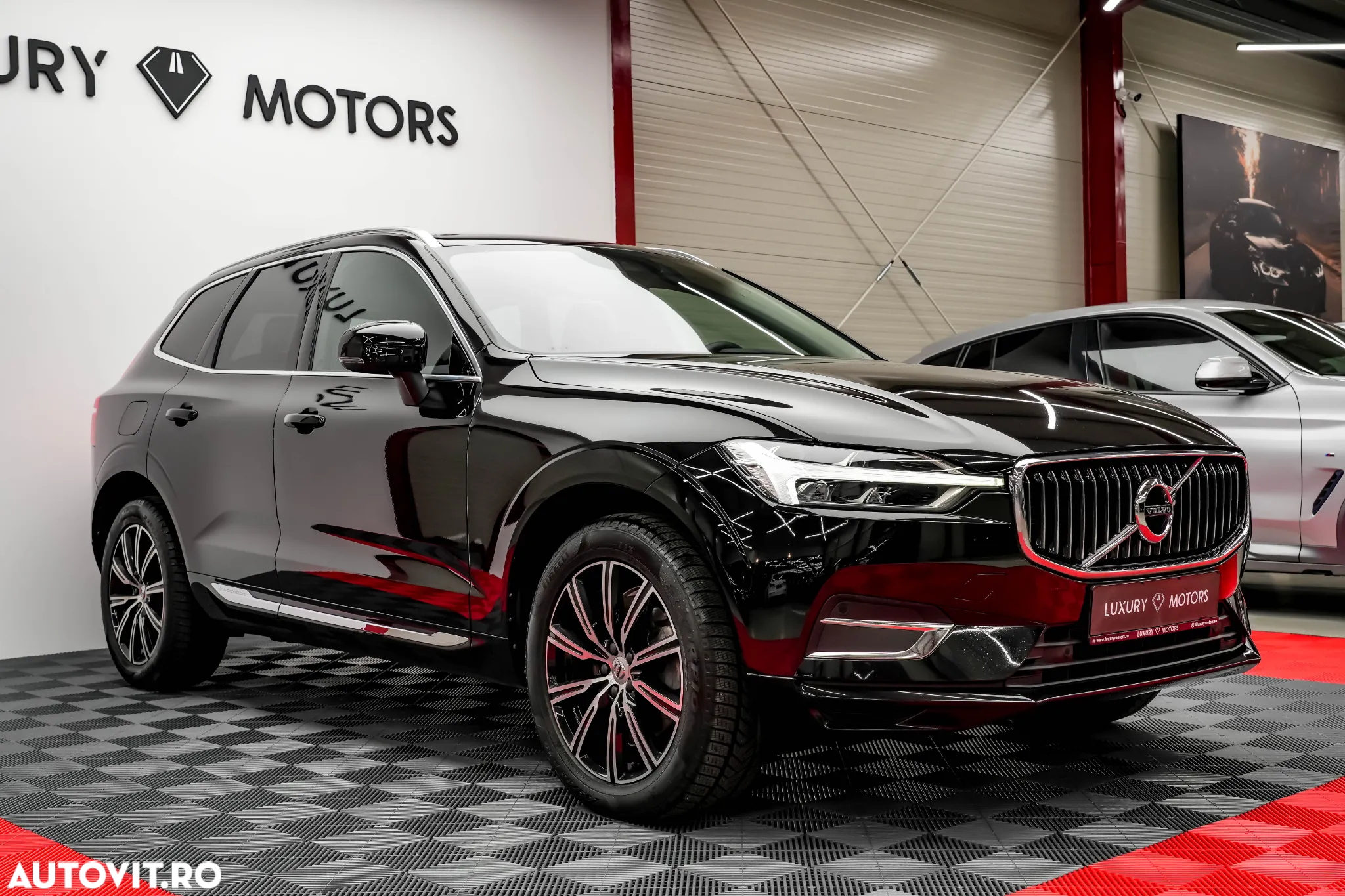 Volvo XC 60 B4 MHEV AWD Inscription - 4