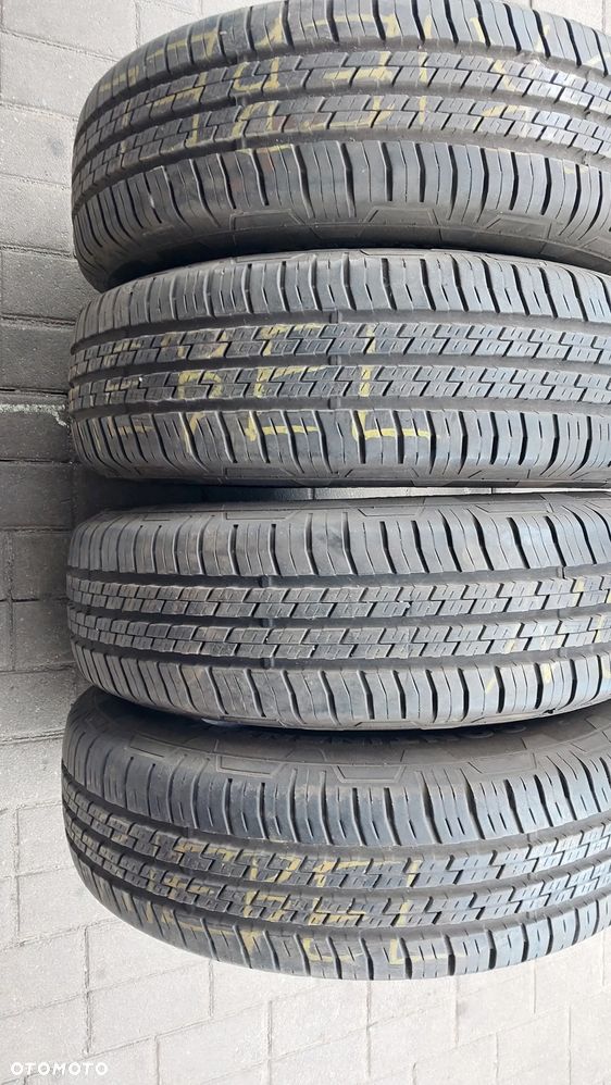 Komplet opon calorocznych Continental 4x4 215/75r16 107h
