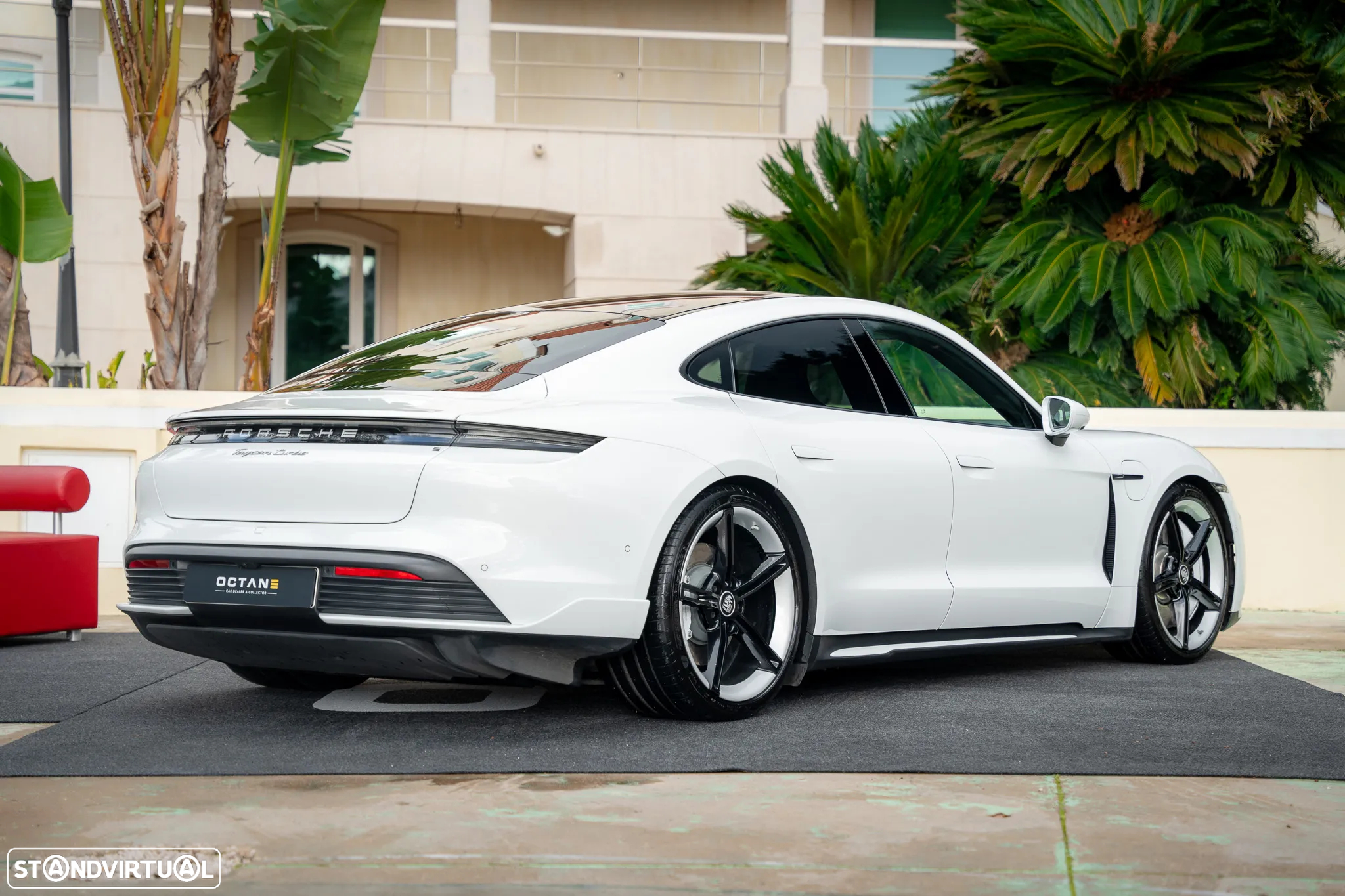 Porsche Taycan Turbo - 5