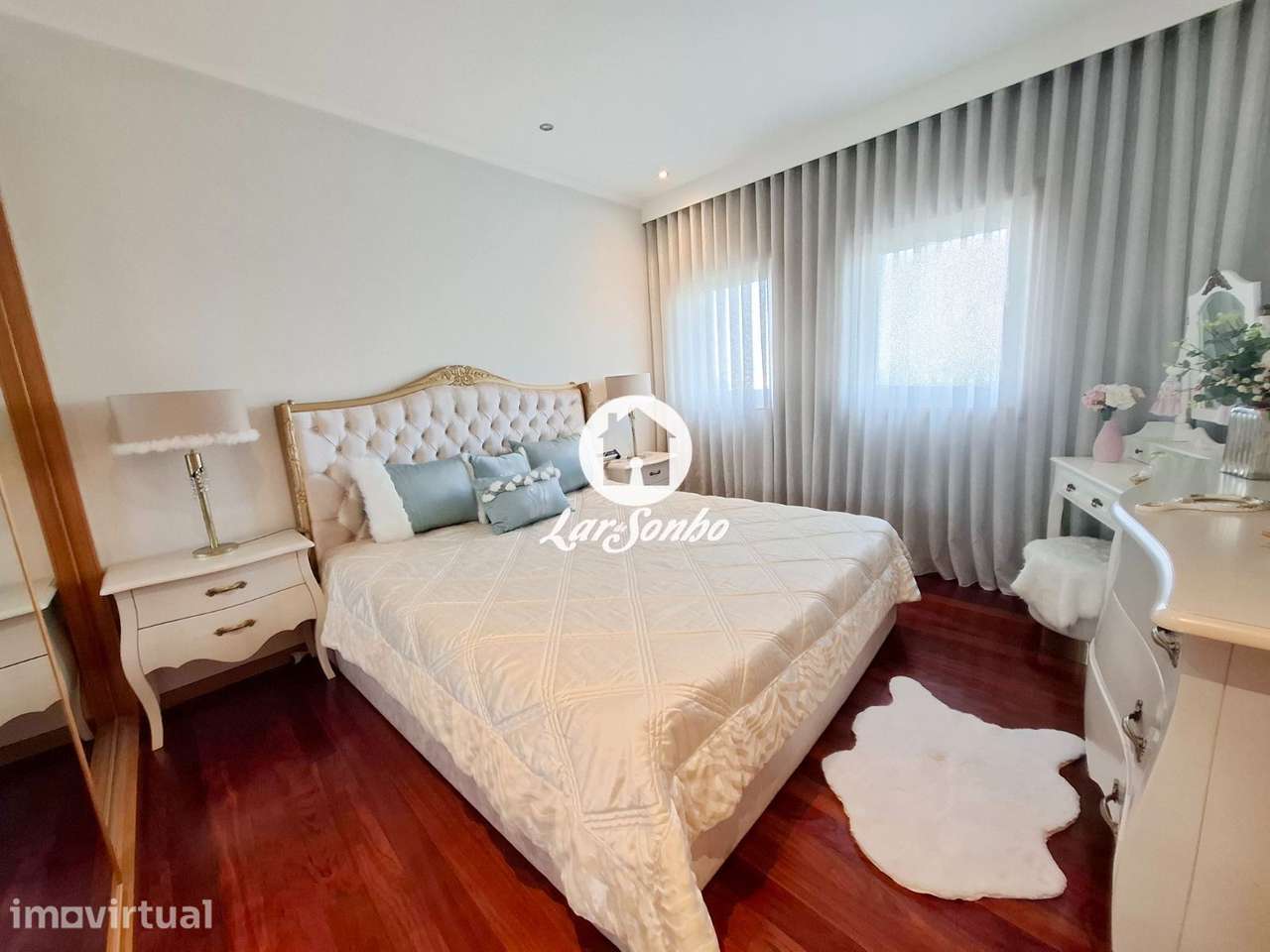 Apartamento T3 com Garagem Fechada no Centro da Cidade - Grande imagem: 3/29