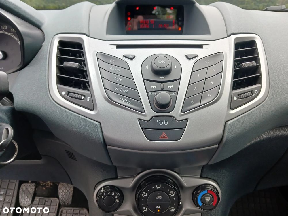 Ford Fiesta 1.25 Titanium - 8