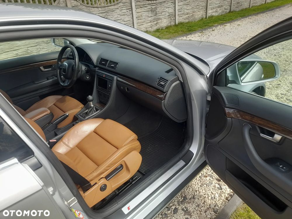 Audi A4 Limousine 1.8 T - 18