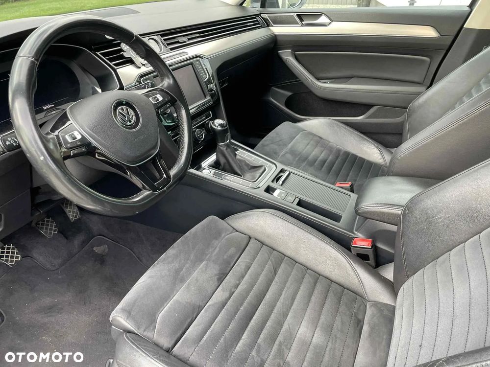 Volkswagen Passat Variant 2.0 TDI SCR (BlueMotion Technology) Comfortline - 10