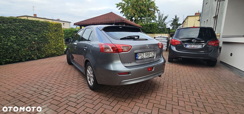Mitsubishi Lancer - 3