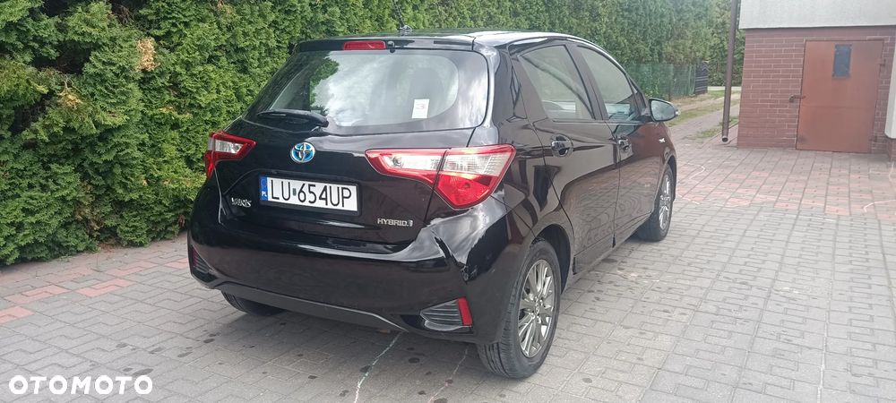 Toyota Yaris - 4