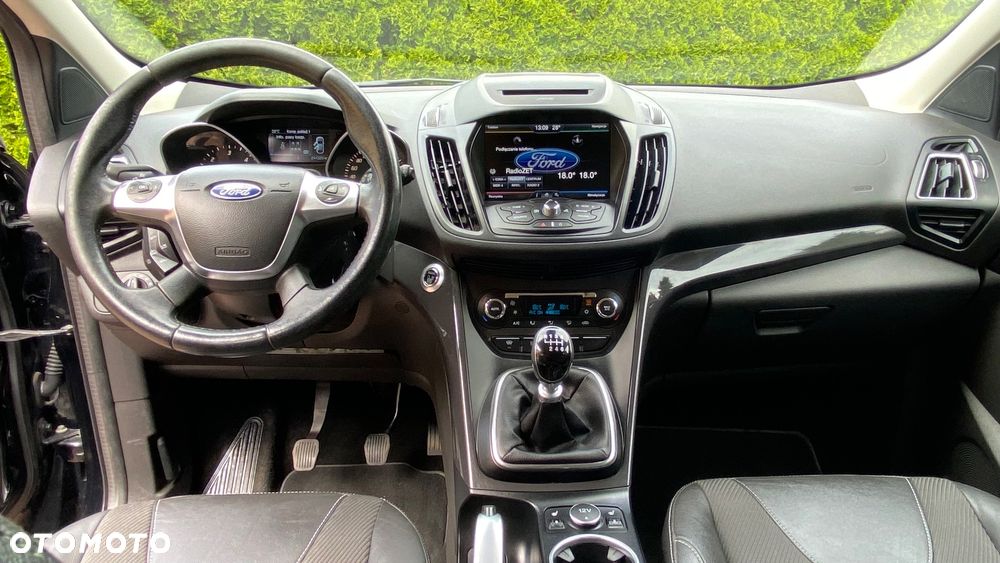 Ford Kuga 2.0 TDCi 2x4 Titanium - 19