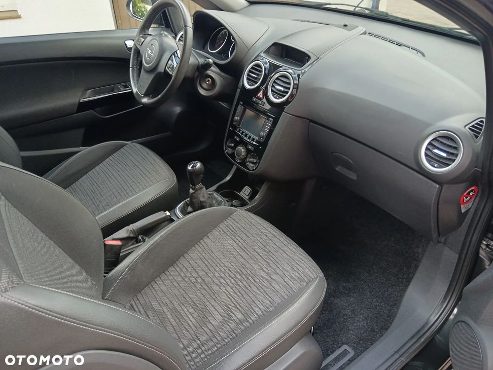 Opel Corsa 1.2 16V Enjoy - 15