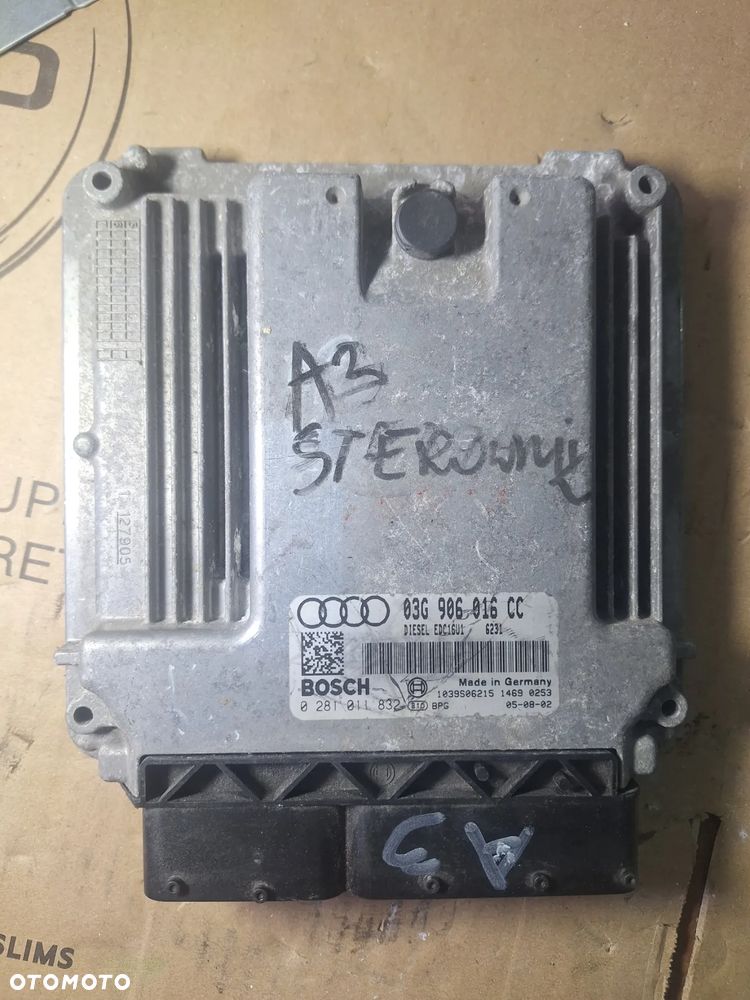 komputer sterownik AUDI A3 8P 03G906016CC  (13/3)