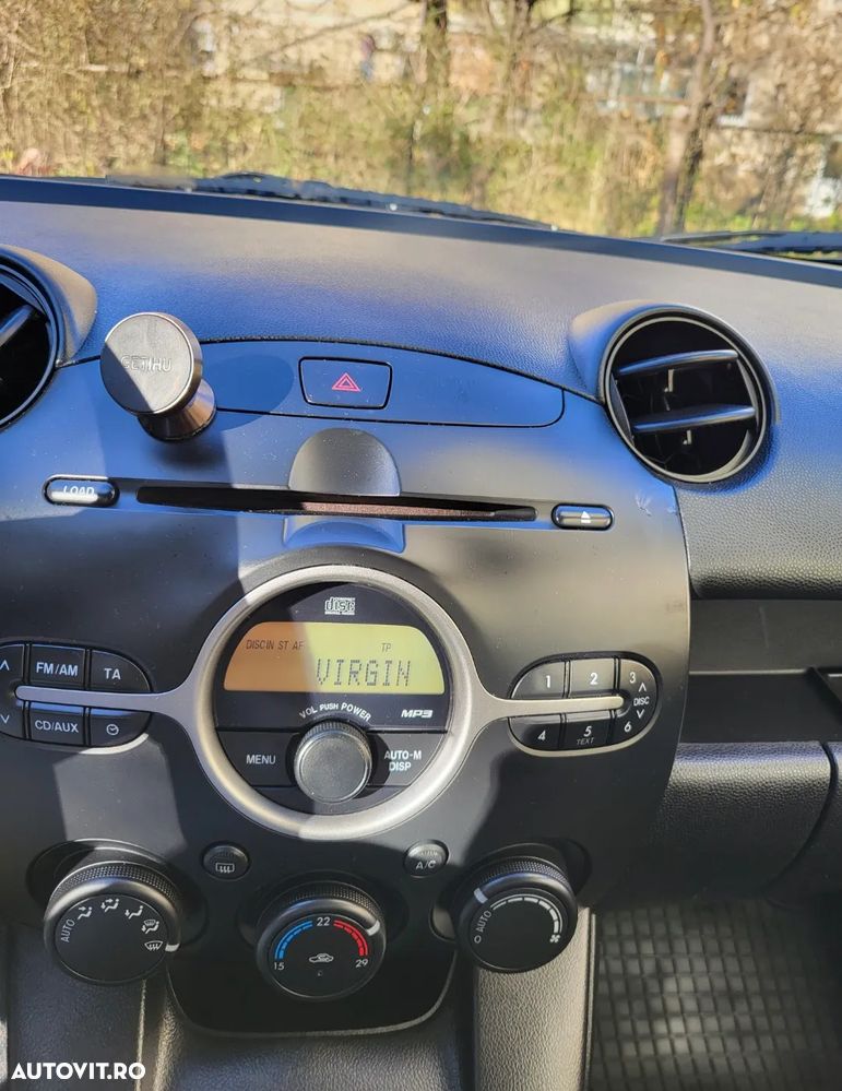 Mazda 2 1.3i TE - 7
