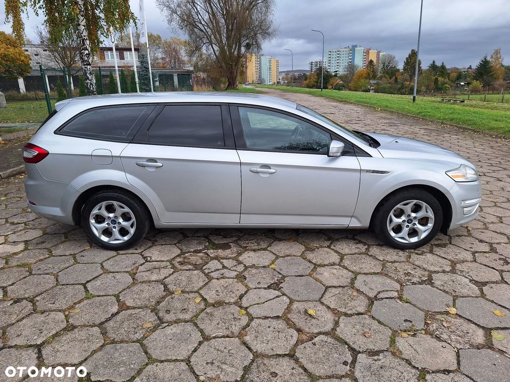 Ford Mondeo 2.0 TDCi Ambiente - 14