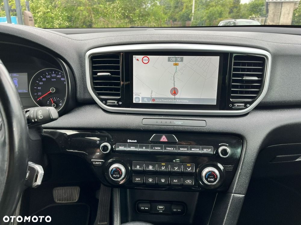 Kia Sportage - 16