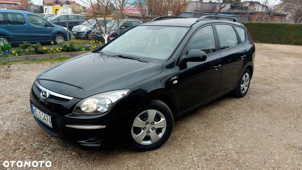 Hyundai i30 i30cw 1.4 FIFA WM Edition - 1