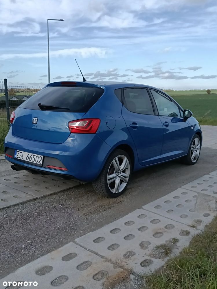 Seat Ibiza 2012 photo 4