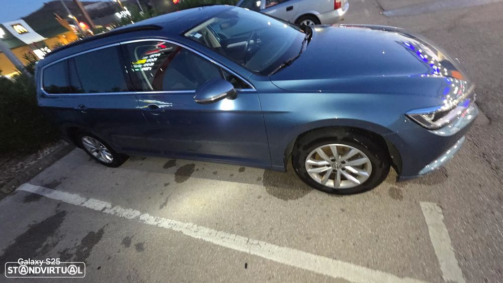 VW Passat Variant 1.6 TDI (BlueMotion ) DSG Comfortline - 24