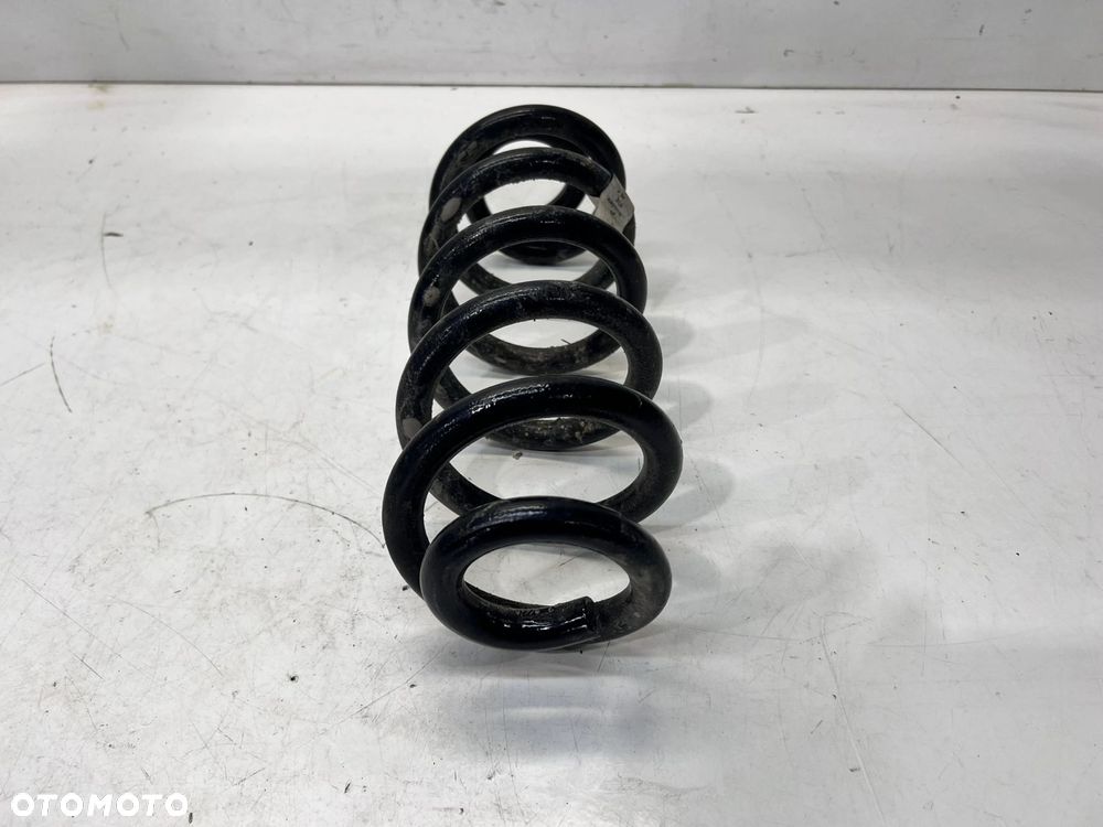 SPRĘŻYNA TYŁ TYLNA LEWA LUB PRAWA AUDI Q5 FY 80A511115BF 16mmX330mm - 2