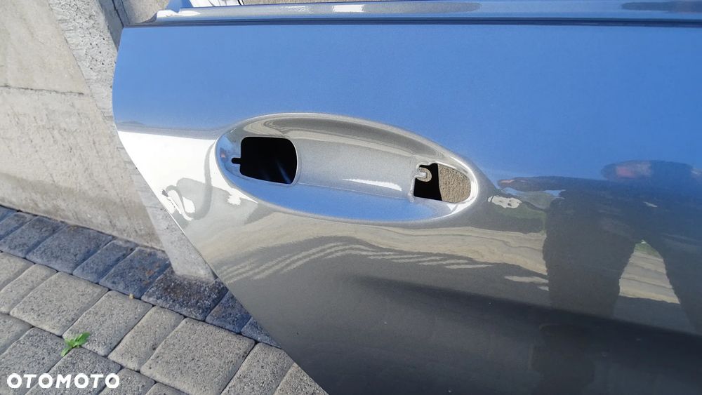 MERCEDES C-KLASA W205 KOMBI - drzwi tylne prawe - 4