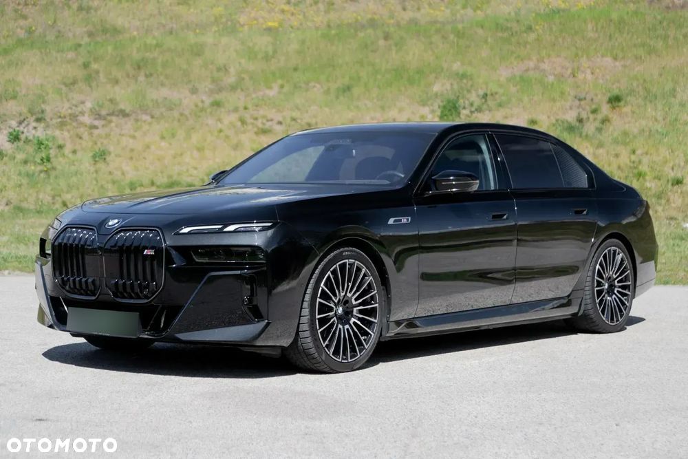 BMW i7 - 1