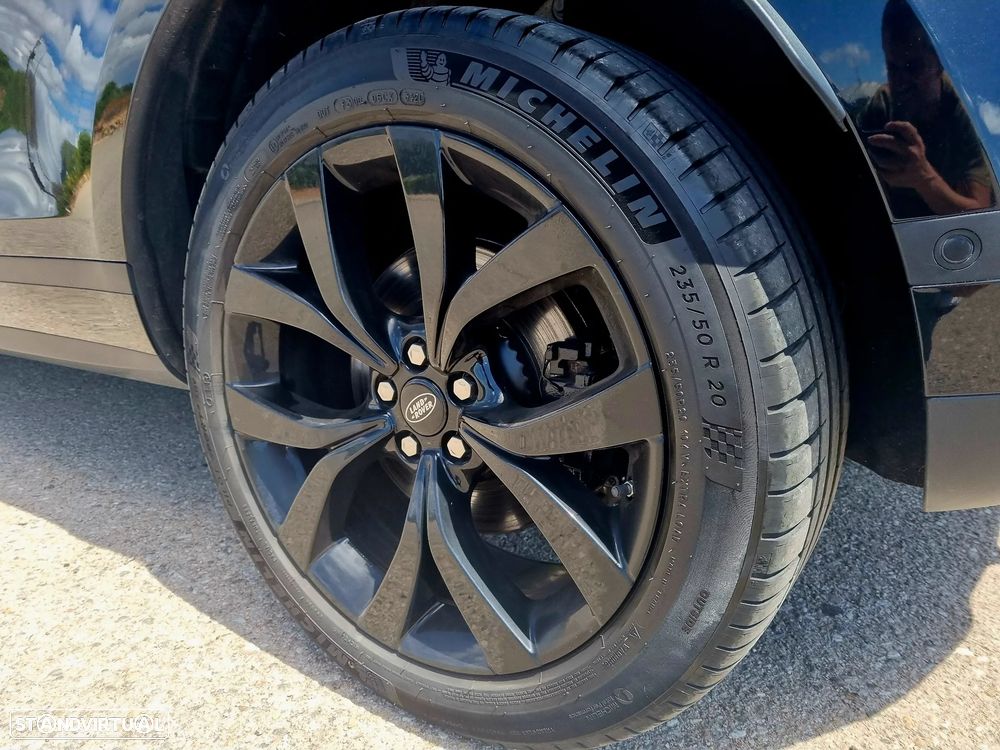 Land Rover Range Rover Evoque P300e R-Dynamic SE - 15