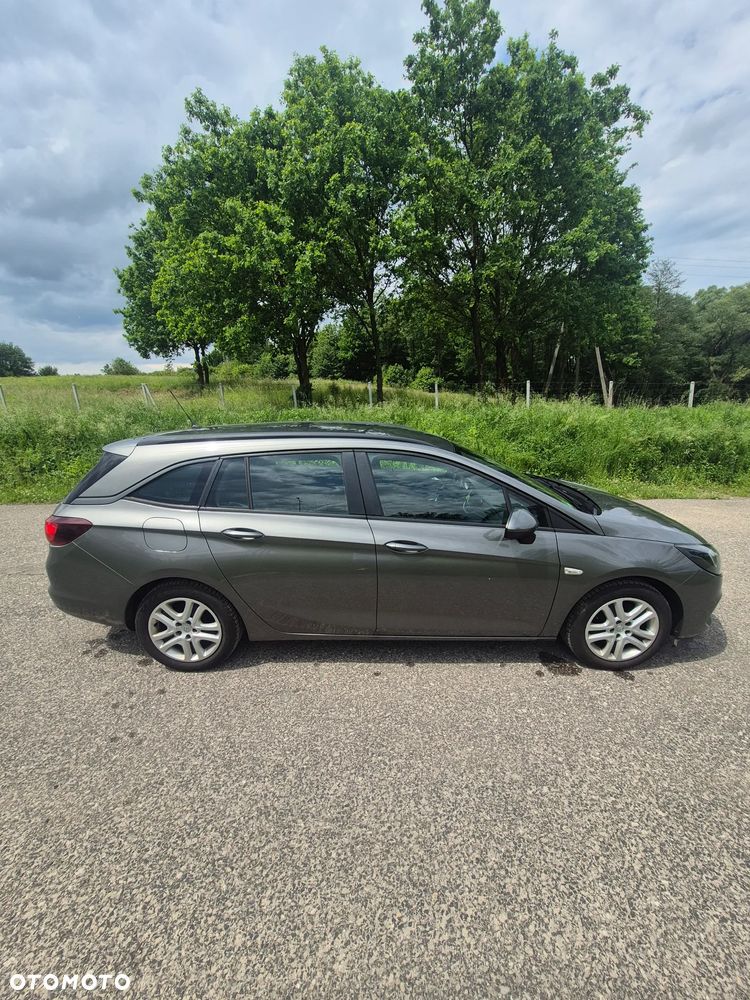 Opel Astra 1.2 T Business Elegance S&S - 5