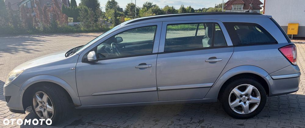 Opel Astra 1.9 CDTI - 6