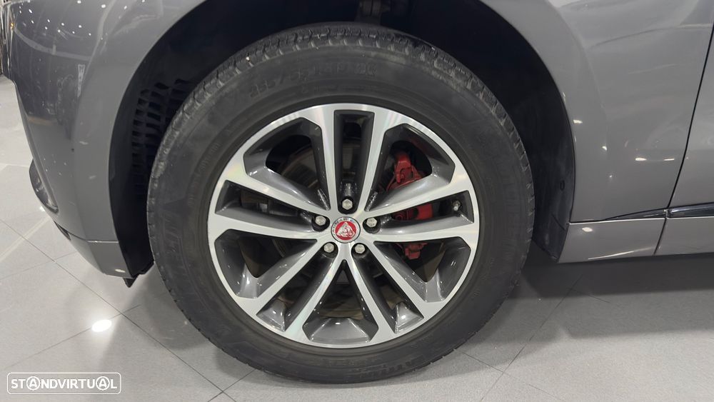 Jaguar F-Pace 2.0 i4D R-Sport AWD Aut. - 19