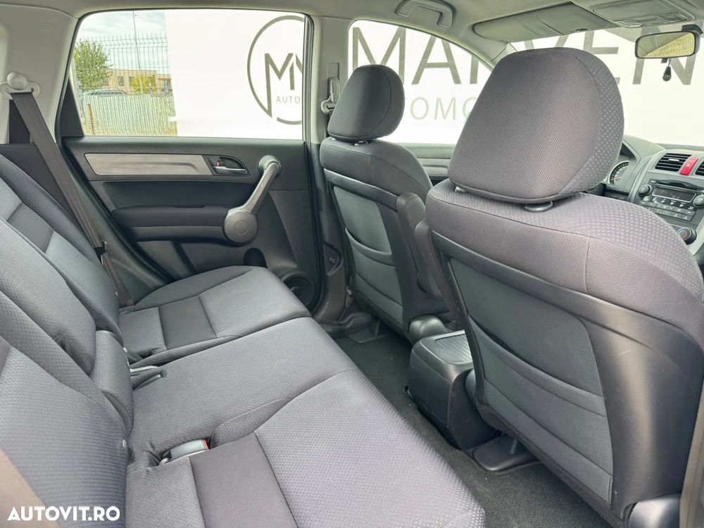 Honda CR-V - 11